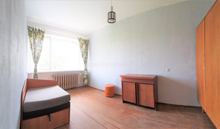 Parduodamas 3 kambarių butas Matuizų kaime, Varėnos rajone