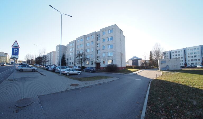 Parduodamas 2 kambarių butas Vytauto g. 32, Varėnoje