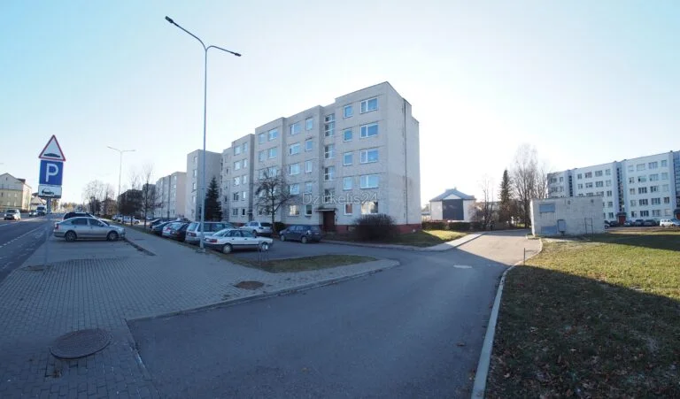 Parduodamas 2 kambarių butas Vytauto g. 32, Varėnoje