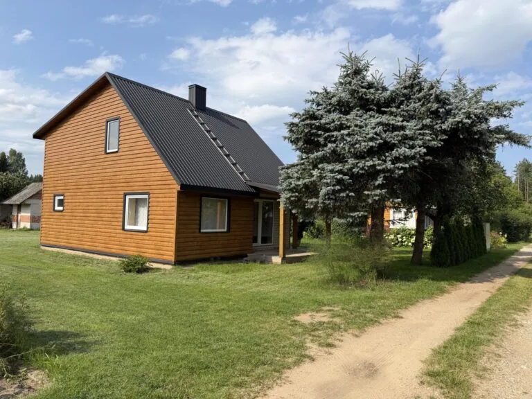 Parduodamas sodo namas Salovartėje, Alyvų g. 8, Varėnos r.